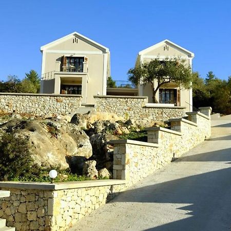 Adastra Ithaca Luxury Suites Βαθύ Εξωτερικό φωτογραφία