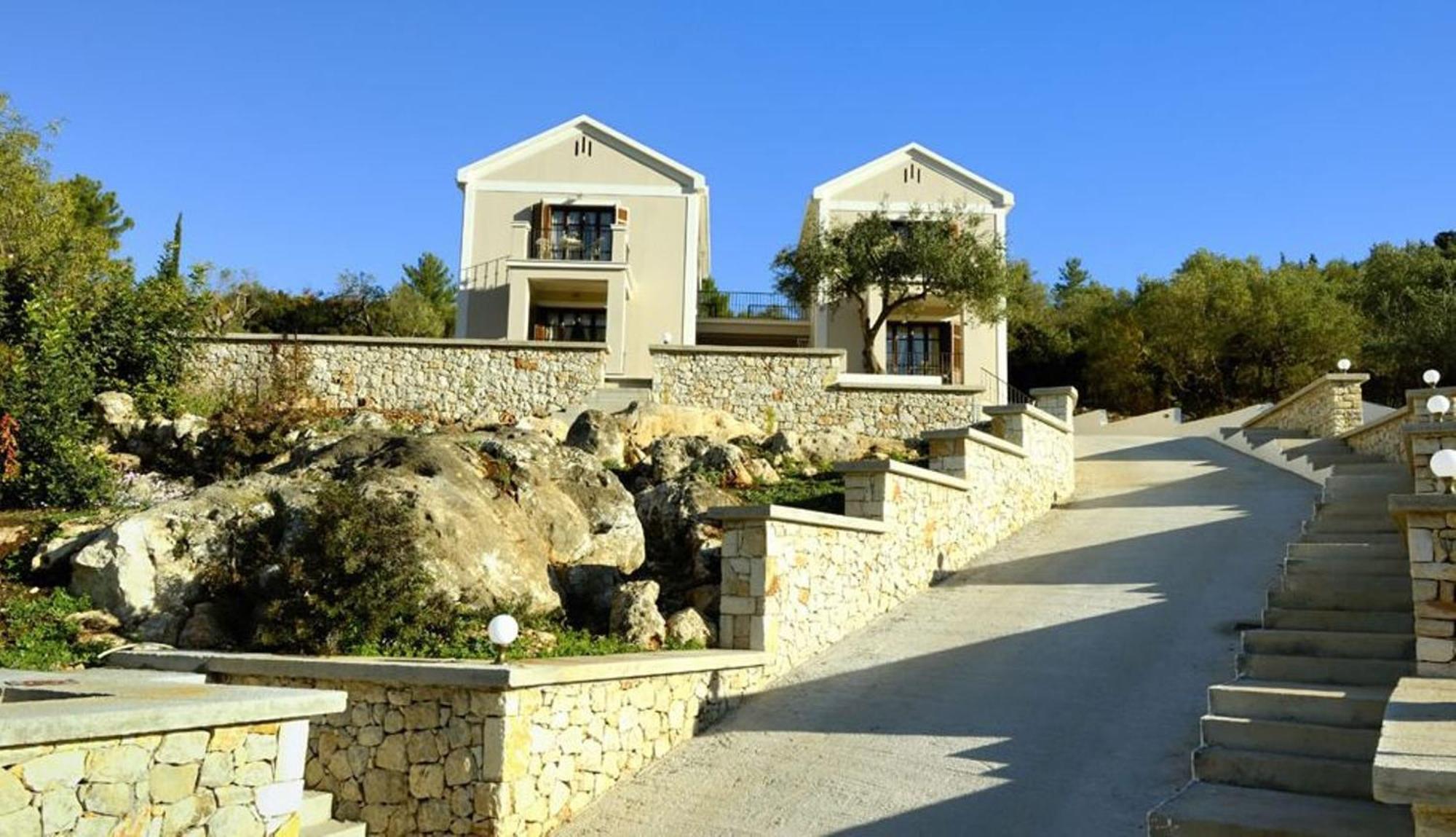 Adastra Ithaca Luxury Suites Βαθύ Εξωτερικό φωτογραφία