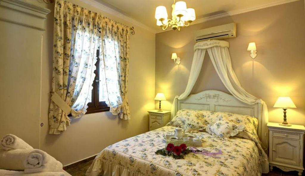 Adastra Ithaca Luxury Suites Βαθύ Δωμάτιο φωτογραφία